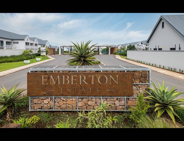1 BEDROOM APARTMENT TO LET IN EMBERTON ESTATE